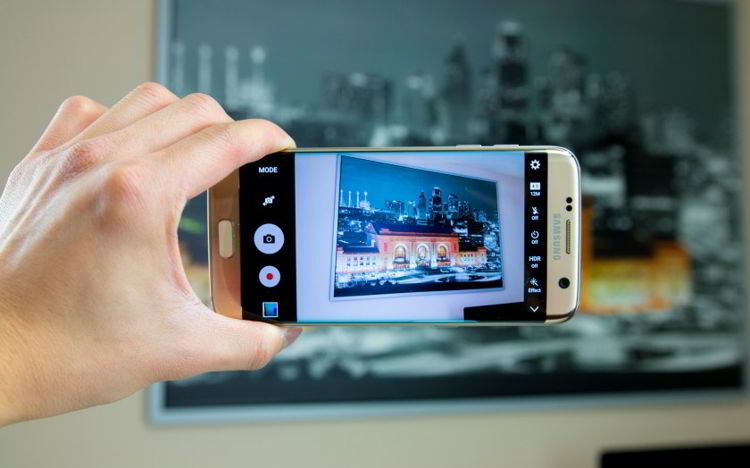 Samsung Galaxy S7 Edge Jadi Smartphone Terlaris di Dunia Sepanjang Tahun 2016